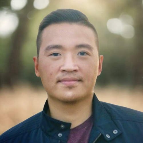 Daniel Huang Headshot 