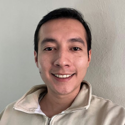 Yuri Arias Headshot 500x500